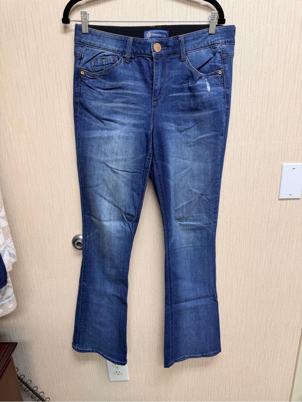 Democracy Flared Jeans in Dark Blue Wash